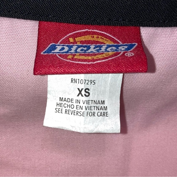 NWT Dickies Hip Flip Collection Mini V-Neck Scrub Top XS 11112 - Picture 8 of 10